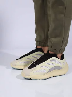 Кроссовки Yeezy Boost 700