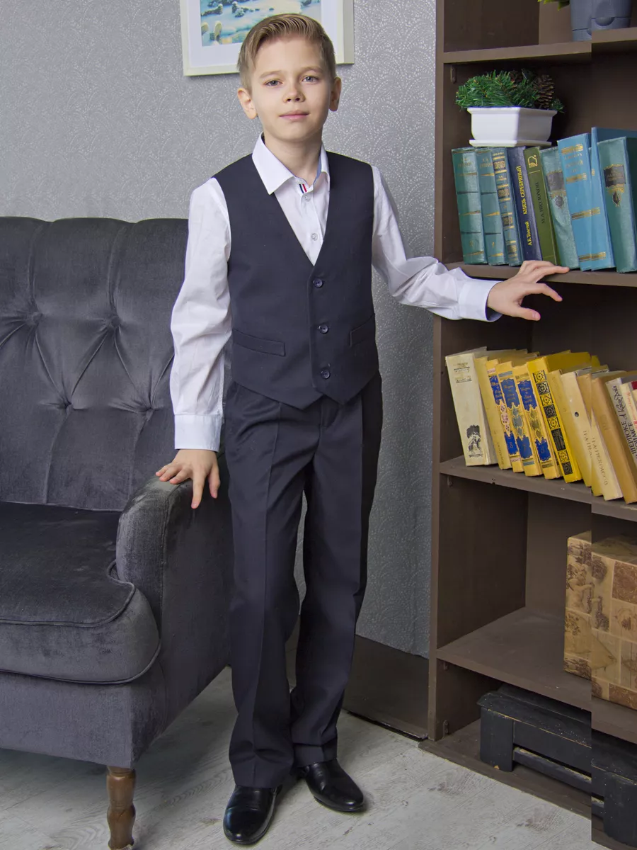 Жилетка futurino для мальчика. Мальчик в форме. Школа для мальчиков в екатеринбурге. Костюм для первоклассника мальчика. Спецшкола интернат для трудных подростков.