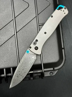 нож Benchmade Bugout 535 Титан Дамаск HAS ARSENAl 246471643 купить за 3 997 ₽ в интернет-магазине Wildberries