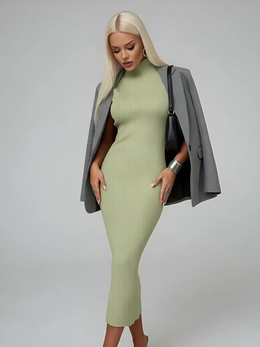 Платье лапша трикотажное длинное в рубчик