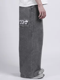 Тесіктері бар джинсы