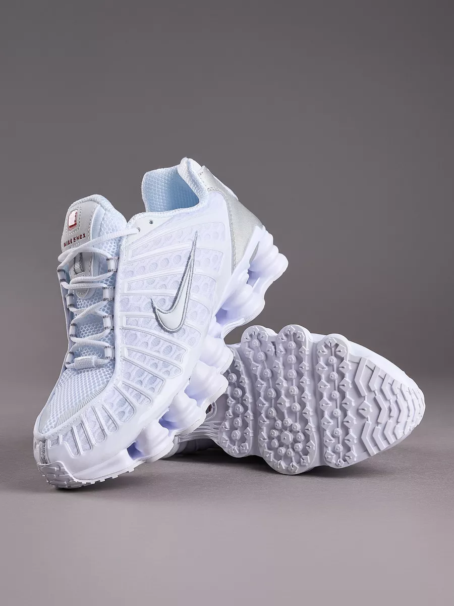 Кроссовки Supreme x Shox TL найк...
