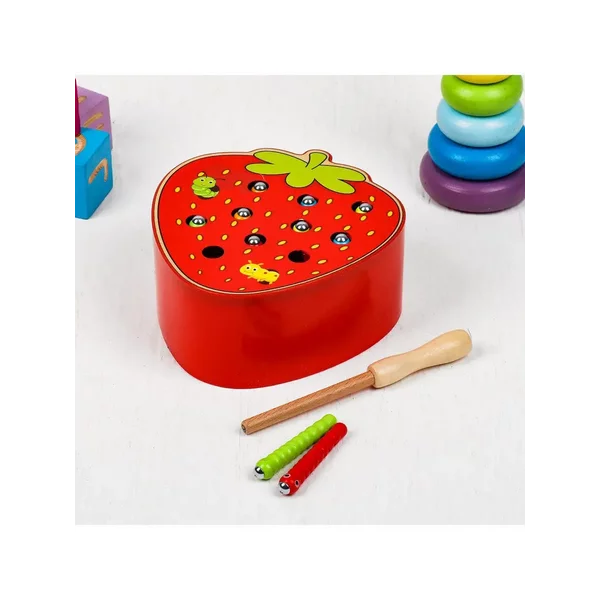 Игрушка развивающая рыбалка "Клубника" 7х15,5х17 см 4479105