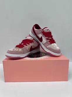 Кроссовки женские SB Dunk low Nike 250827675 купить за 2 697 ₽ в интернет-магазине Wildberries