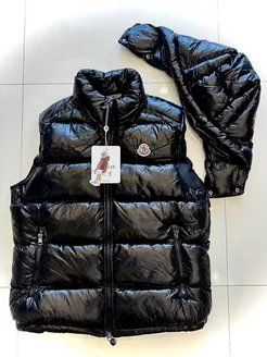 Moncler жилетка матовая