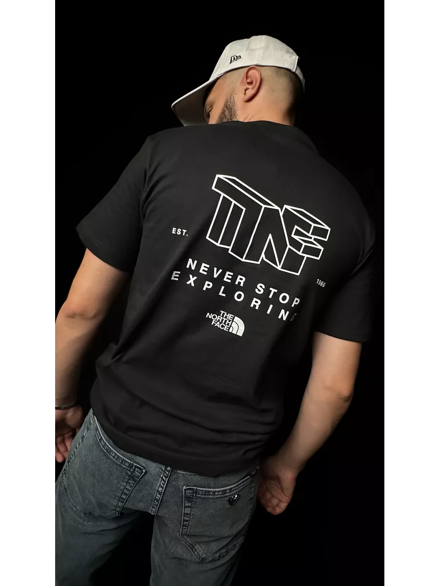 Футболка The North Face