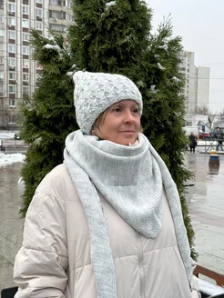 Шапка шарф зимняя вязаная на флисе с отворотом и косынкой