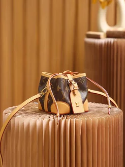 сумка Луи Виттон LOUIS VUITTON 256956747 купить за 32 083 ₽ в интернет-магазине Wildberries