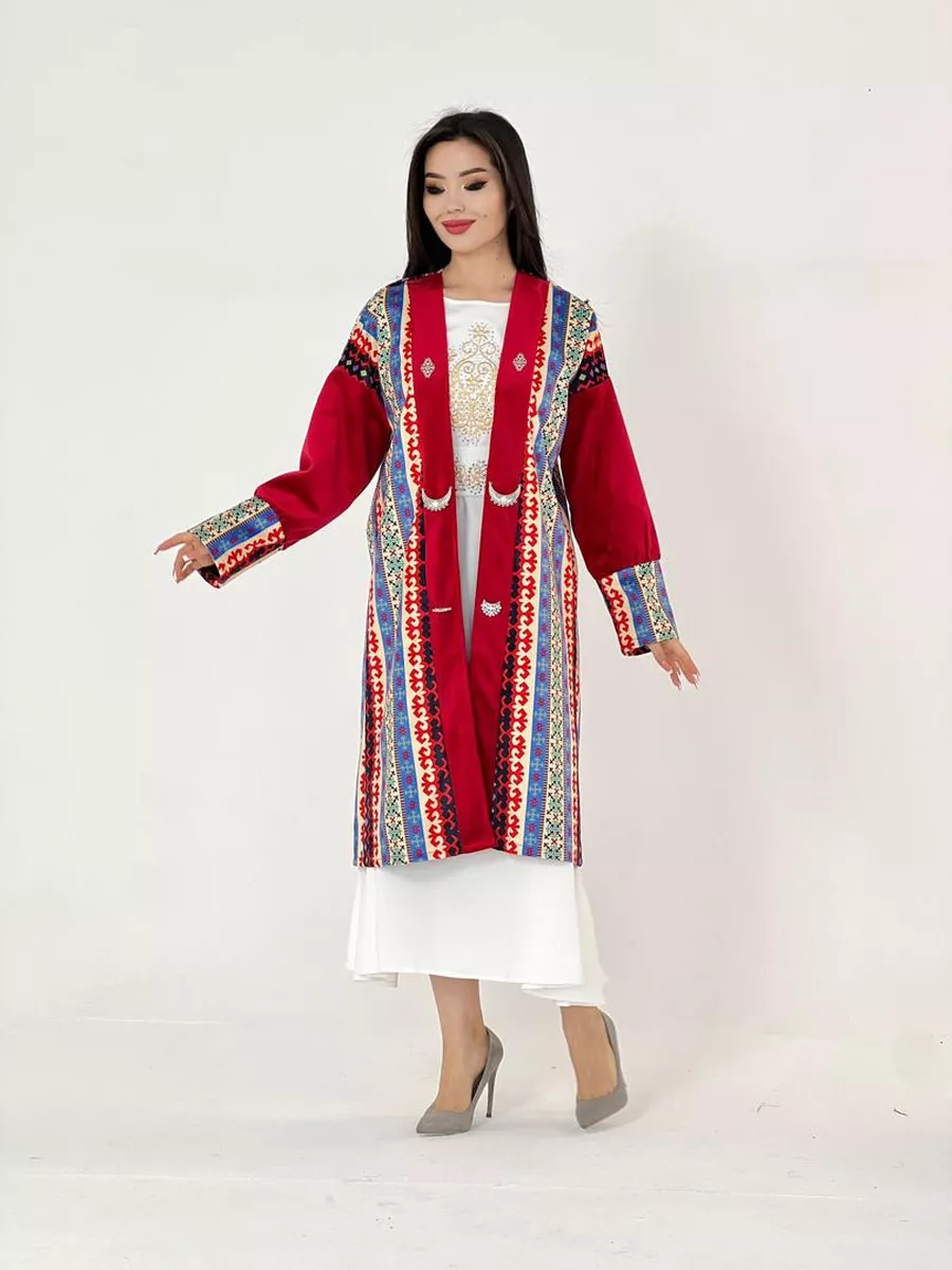 национальный чапан...