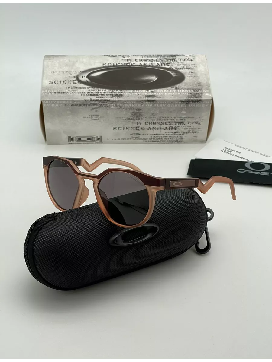 Очки солнцезащитные Oakley...